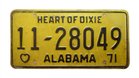 Vintage Calhoun County, Alabama license plate 1971 / 11-28049