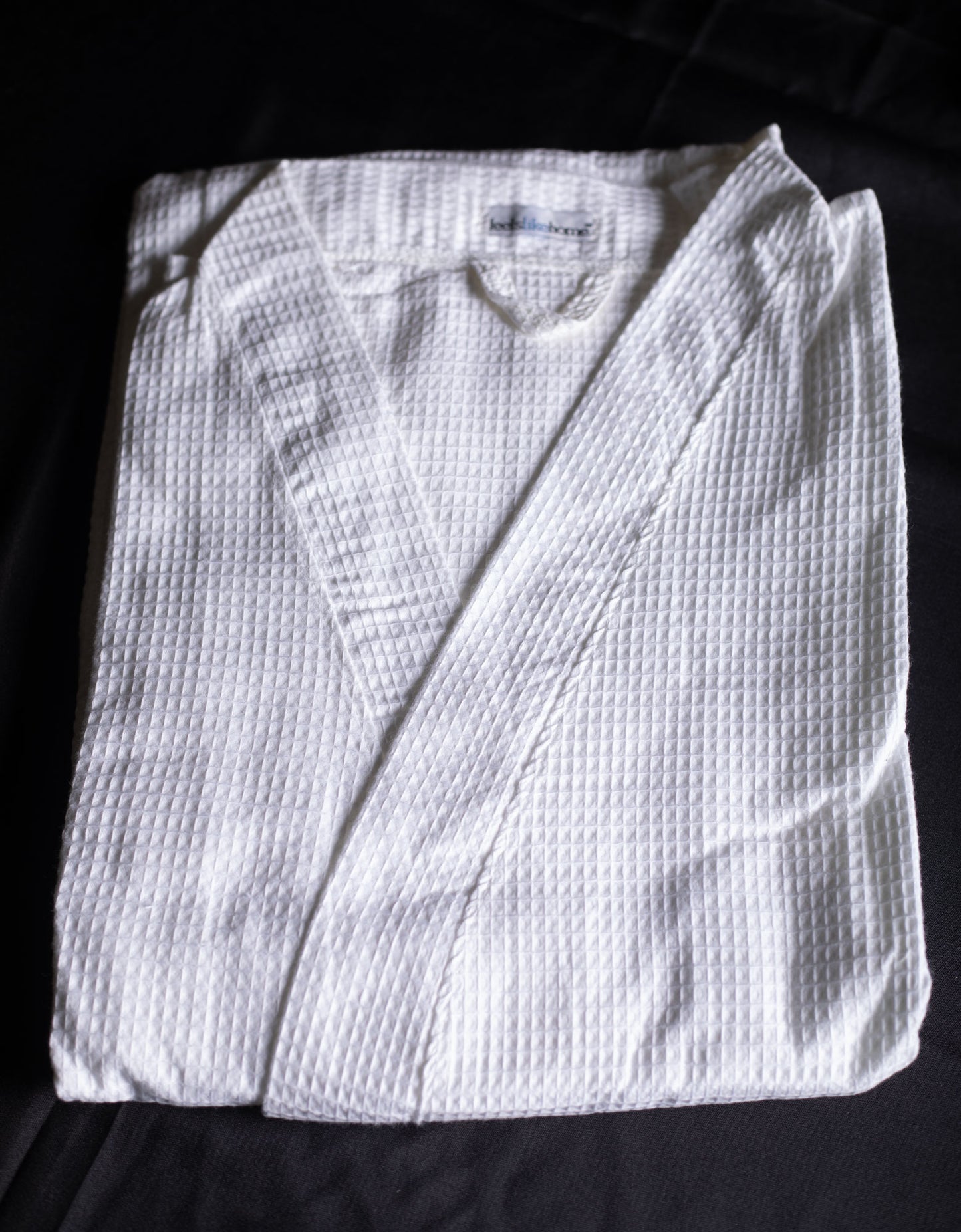 Box of 12 White Robe