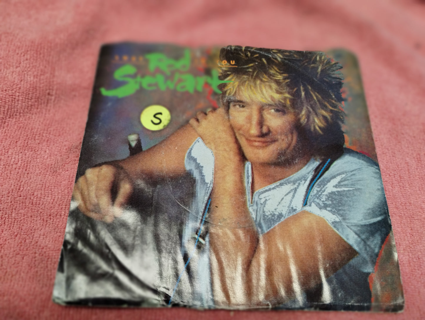 45 double sided record Rod Stewart "Lost in you" and "Almost illegal"