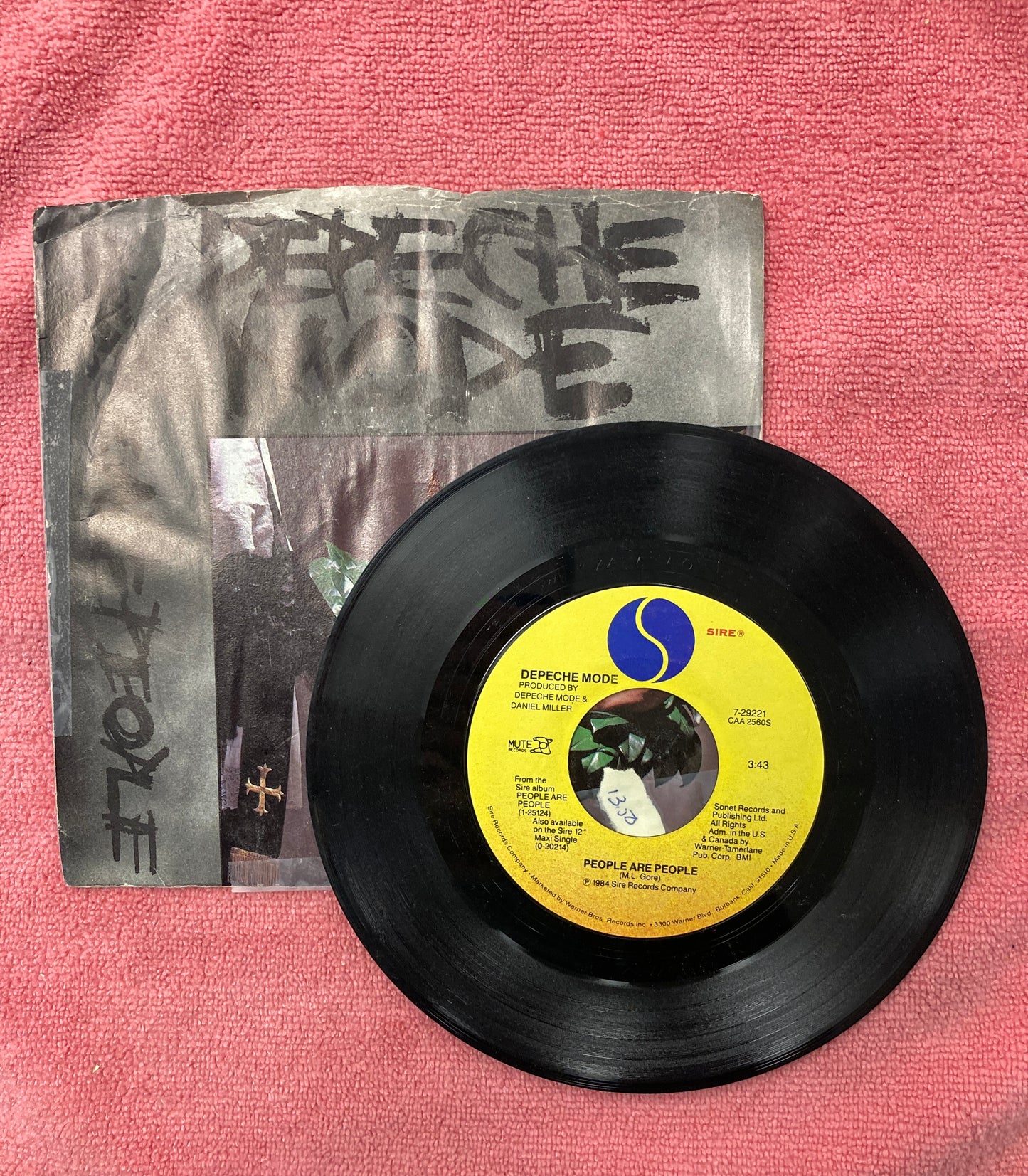 45 double sided record Depeche Mode "People are people" and "In your memory"