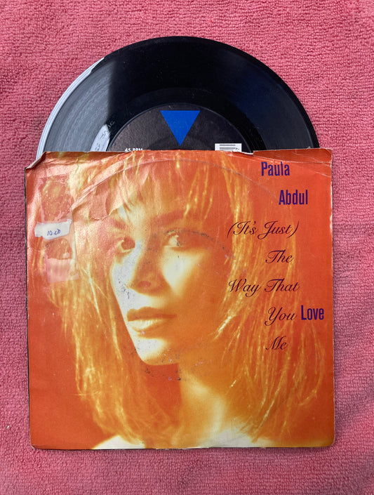 45 record Paula Abdul "( It's just) the way that you love me"