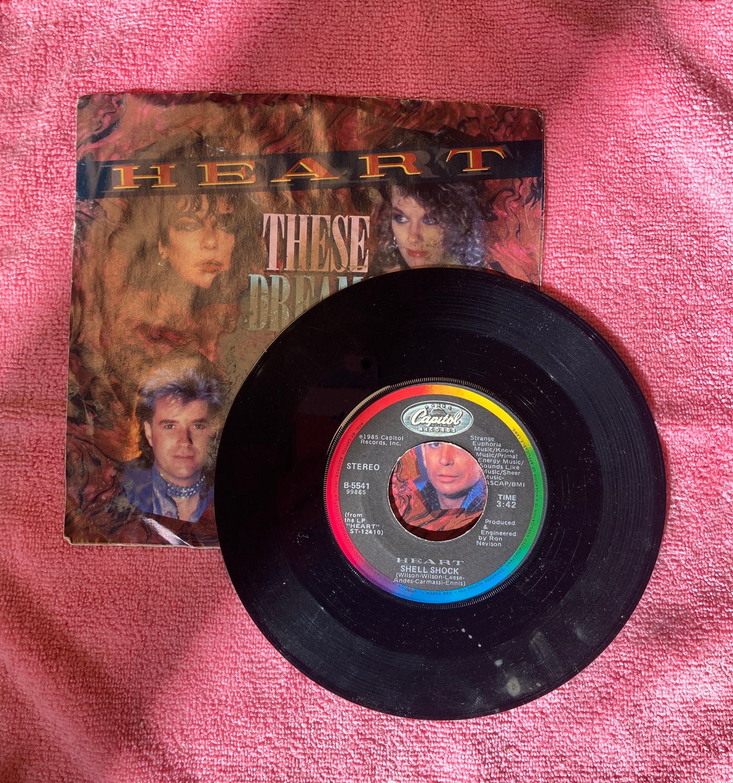 45 double sided record HEART "These dreams" and "Shell Shock"