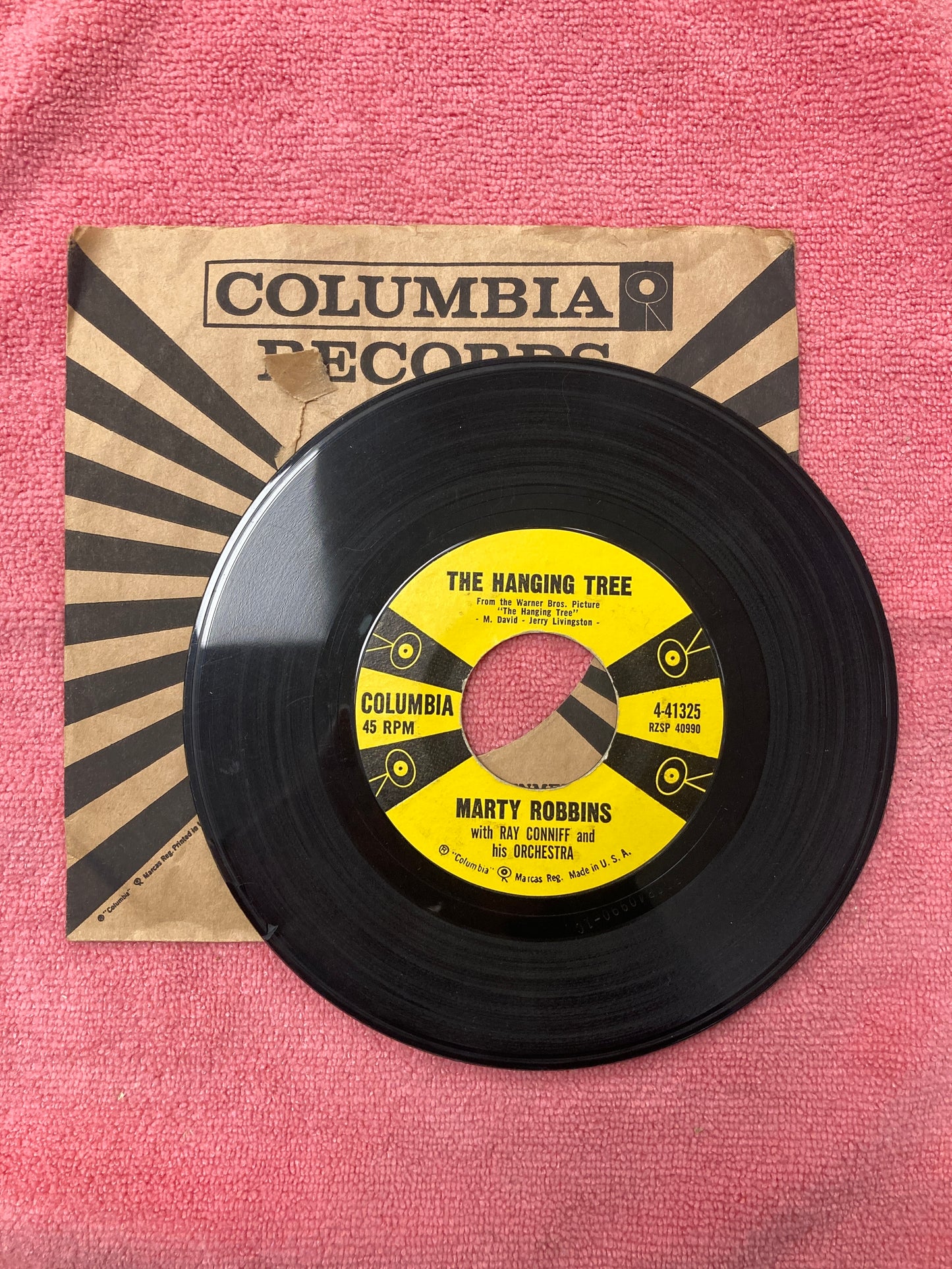 45 double sided record Marty Robbins "The hanging tree" and "The blues country style"