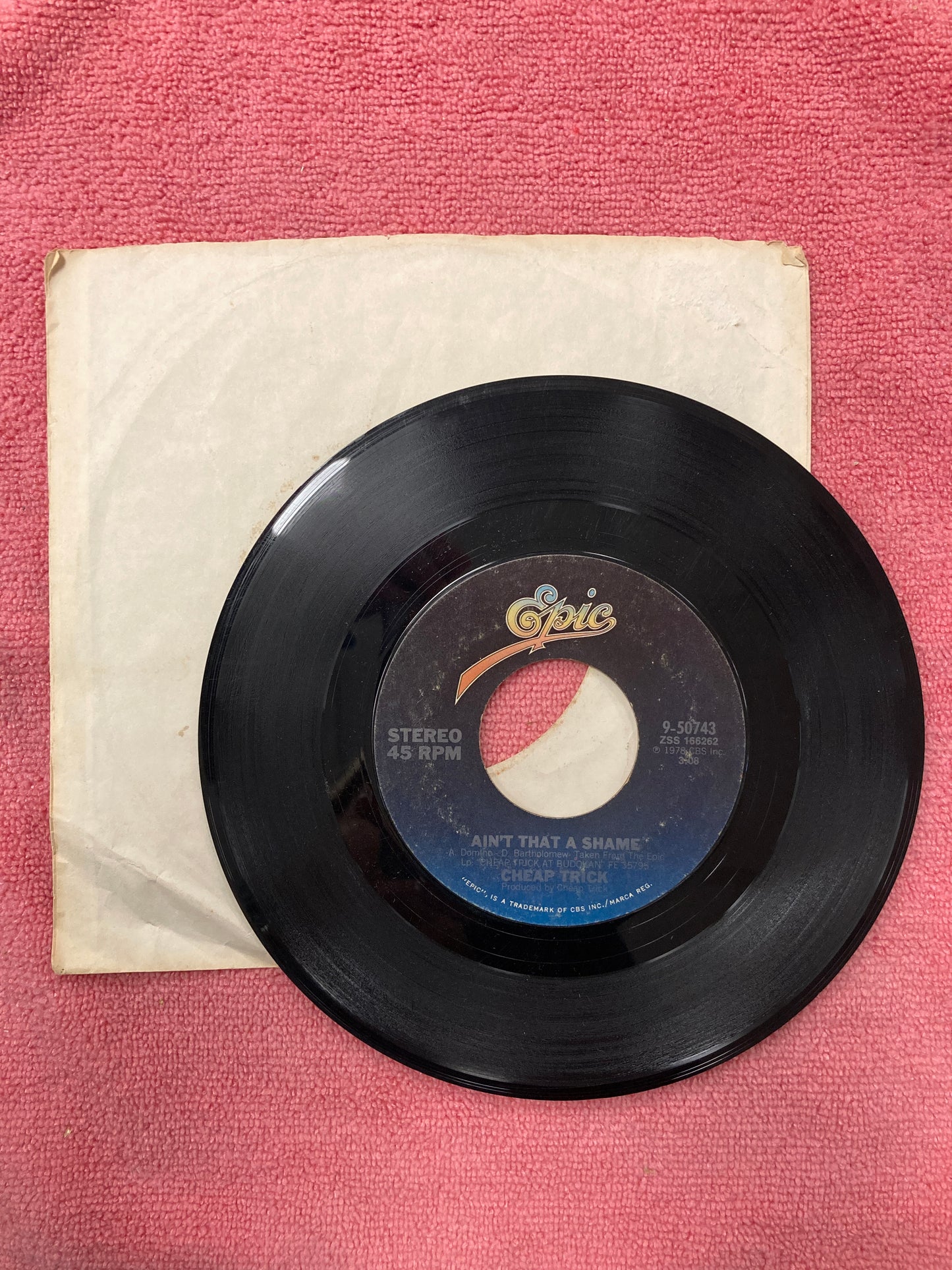 45 double sided record Cheap Trick "Ain't that a shame" and "Elo Kiddies"