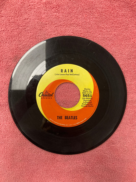 45 double sided record The Beetles "Rain" and "Paperback Writer"