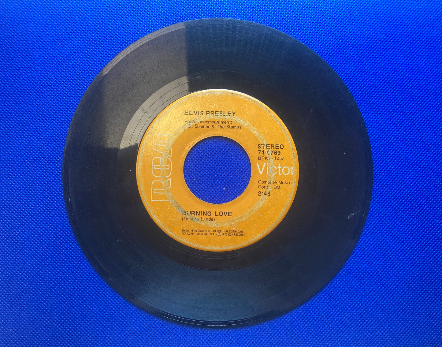 45 double sided Elvis Presley record "Burning love" and "It's a matter of time"