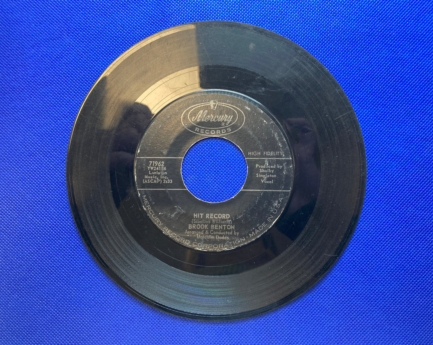 45 double sided Brook Benton record "Thanks to the fool" and "Hit record"