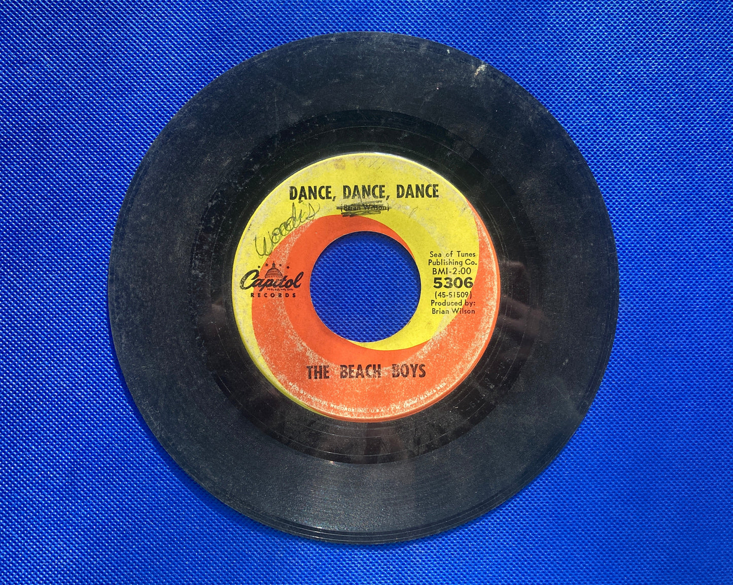 45 double sided The Beach Boys record "The warmth of the sun" and "Dance dance dance"