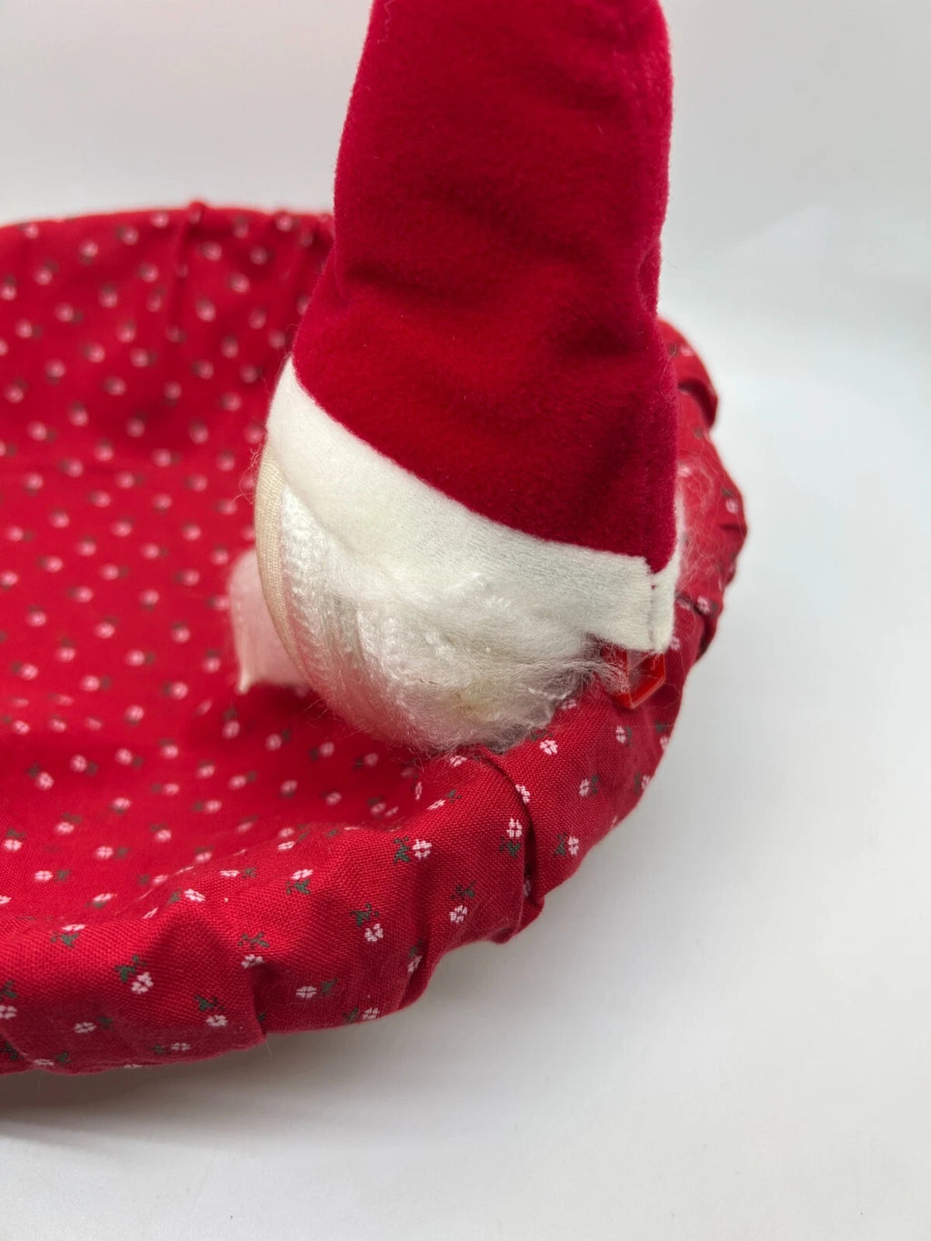 Avon Gift Santa & Mrs. Claus Snack Baskets